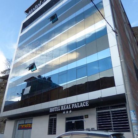 Hotel Real Palace Churin Esterno foto
