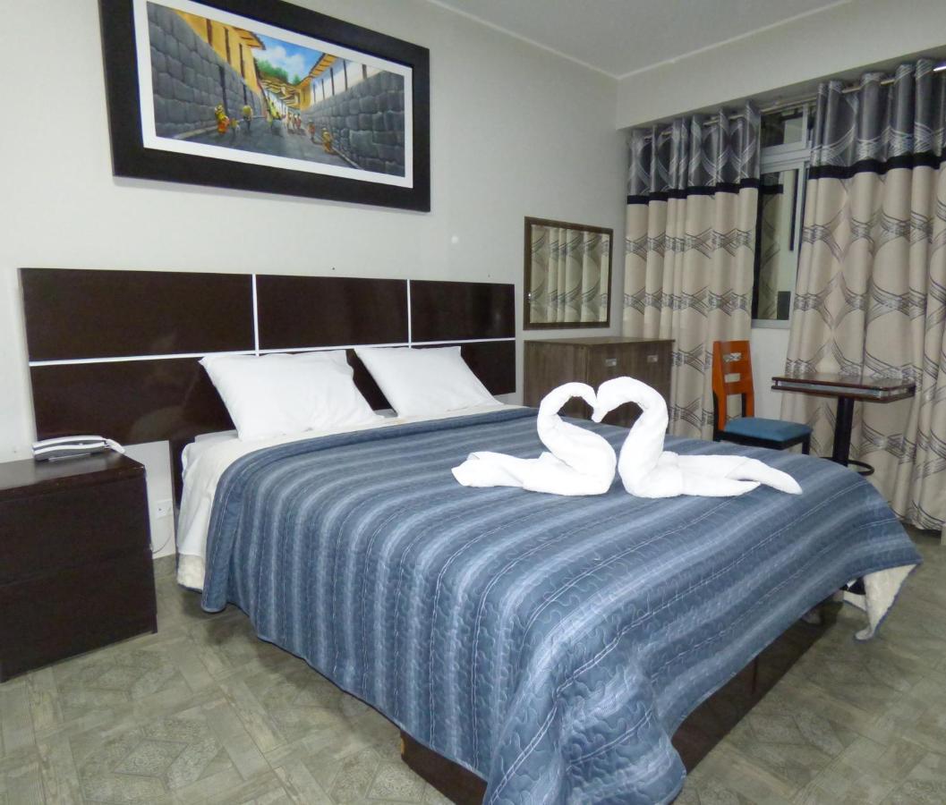 Hotel Real Palace Churin Esterno foto