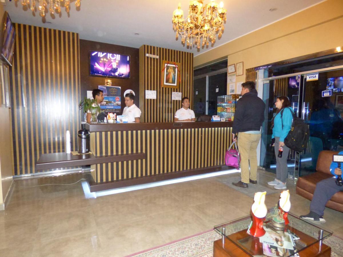 Hotel Real Palace Churin Esterno foto