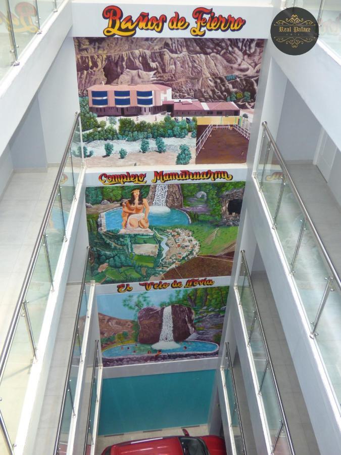 Hotel Real Palace Churin Esterno foto